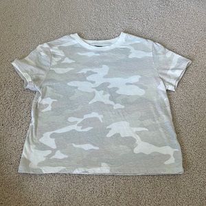 Wild Fable XS Camo Crop Top